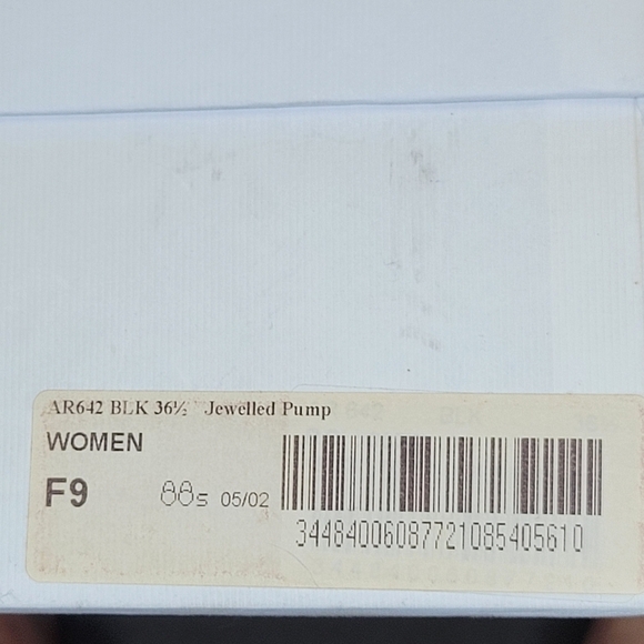 [NWT] BODEN JEWELLED PUMPS FLATS [BNIB] SIZE 36.5 - Picture 11 of 11